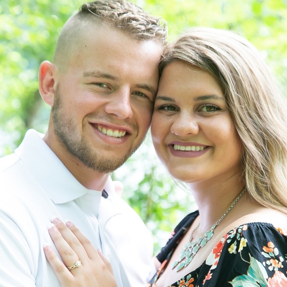 Meet your Posher, Madison - Picture 1 of 1